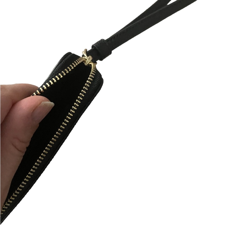 COACH Corner Zip Black Wristlet